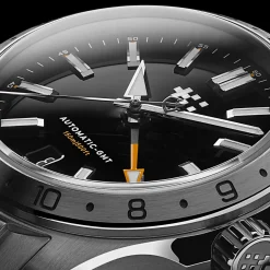 Christopher Ward C63 Sealander GMT 36 Online