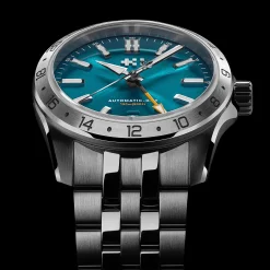 Christopher Ward C63 Sealander GMT 36 Hot
