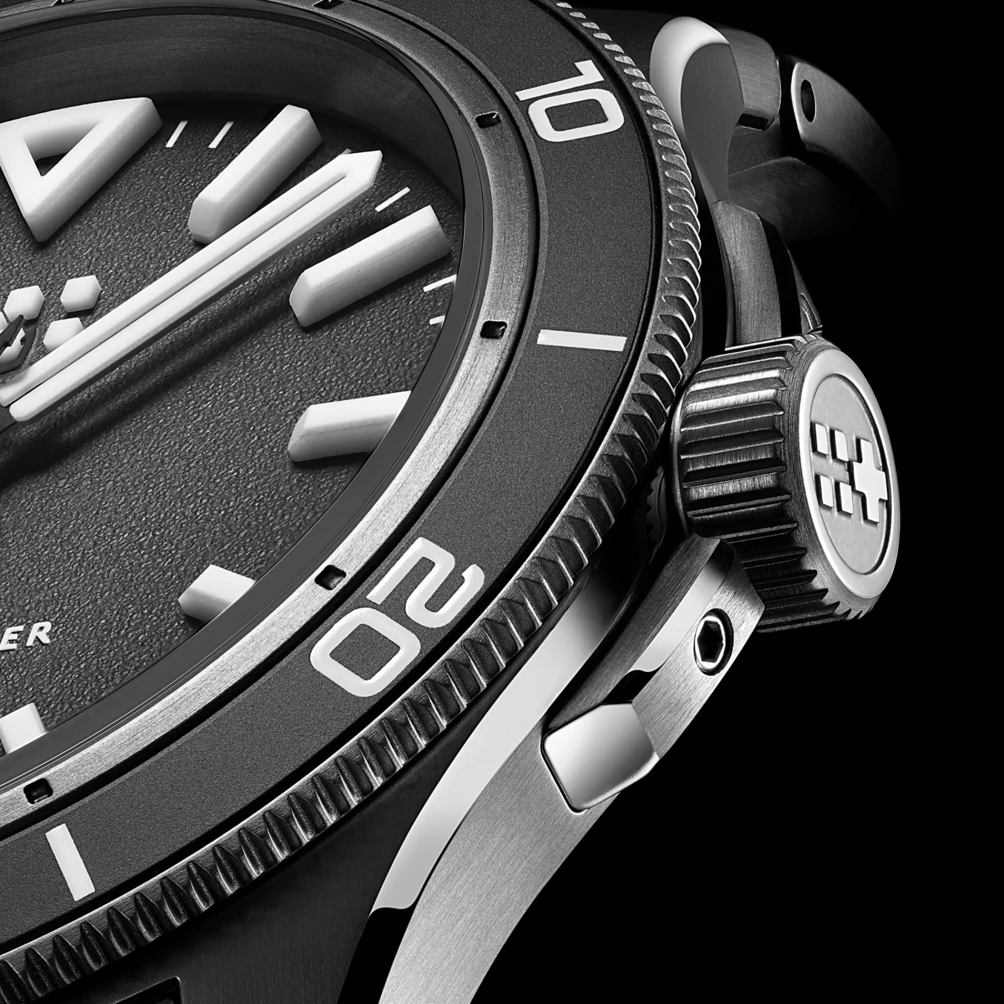 Christopher Ward C60 Trident Lumière Hot