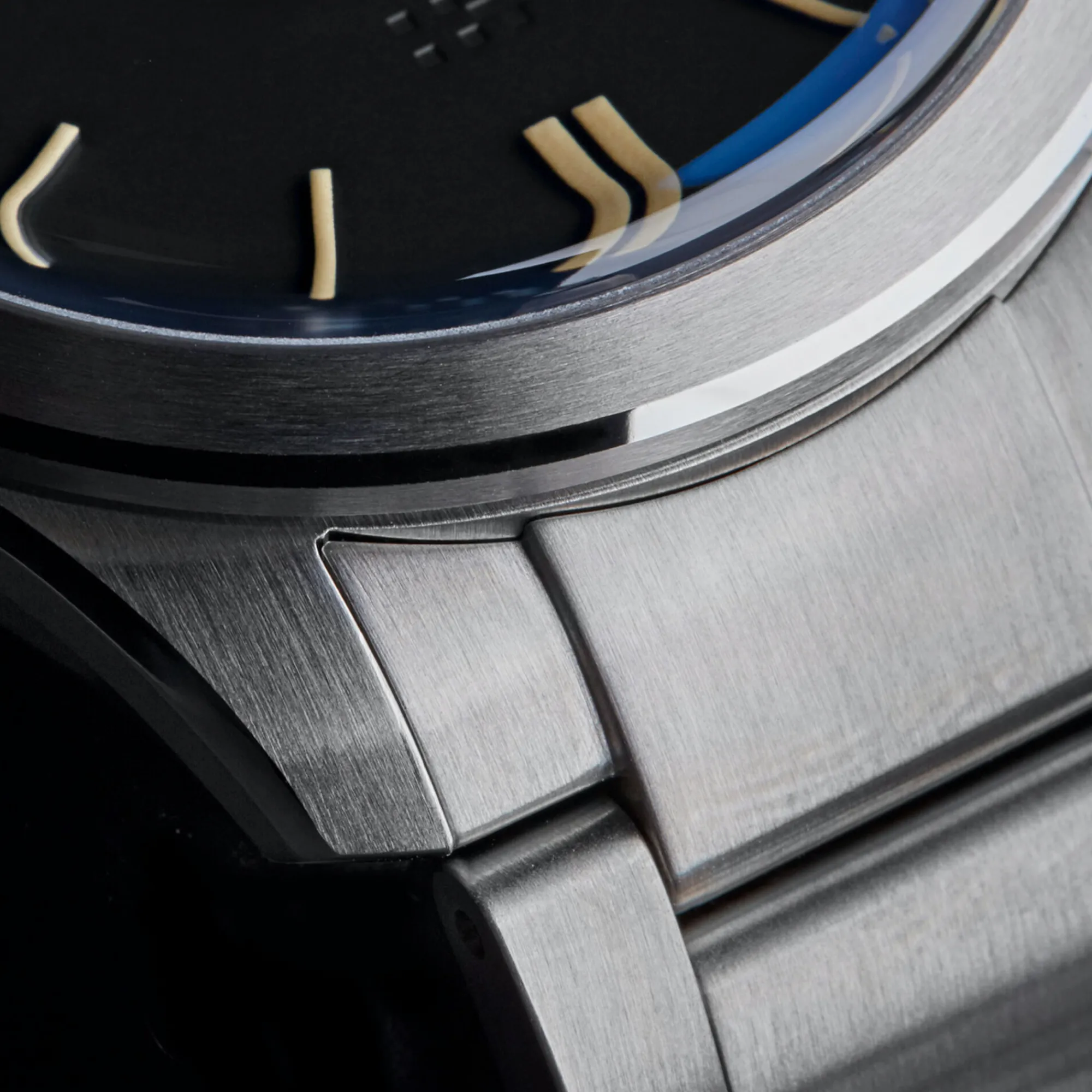 Christopher Ward C65 Trident Mk2 Bader - 38mm Online