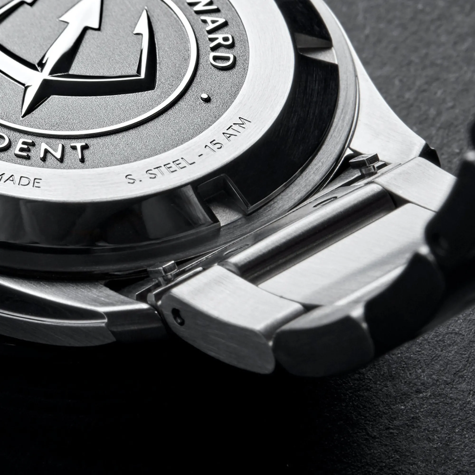 Christopher Ward C65 Trident Mk2 Bader - 38mm Online