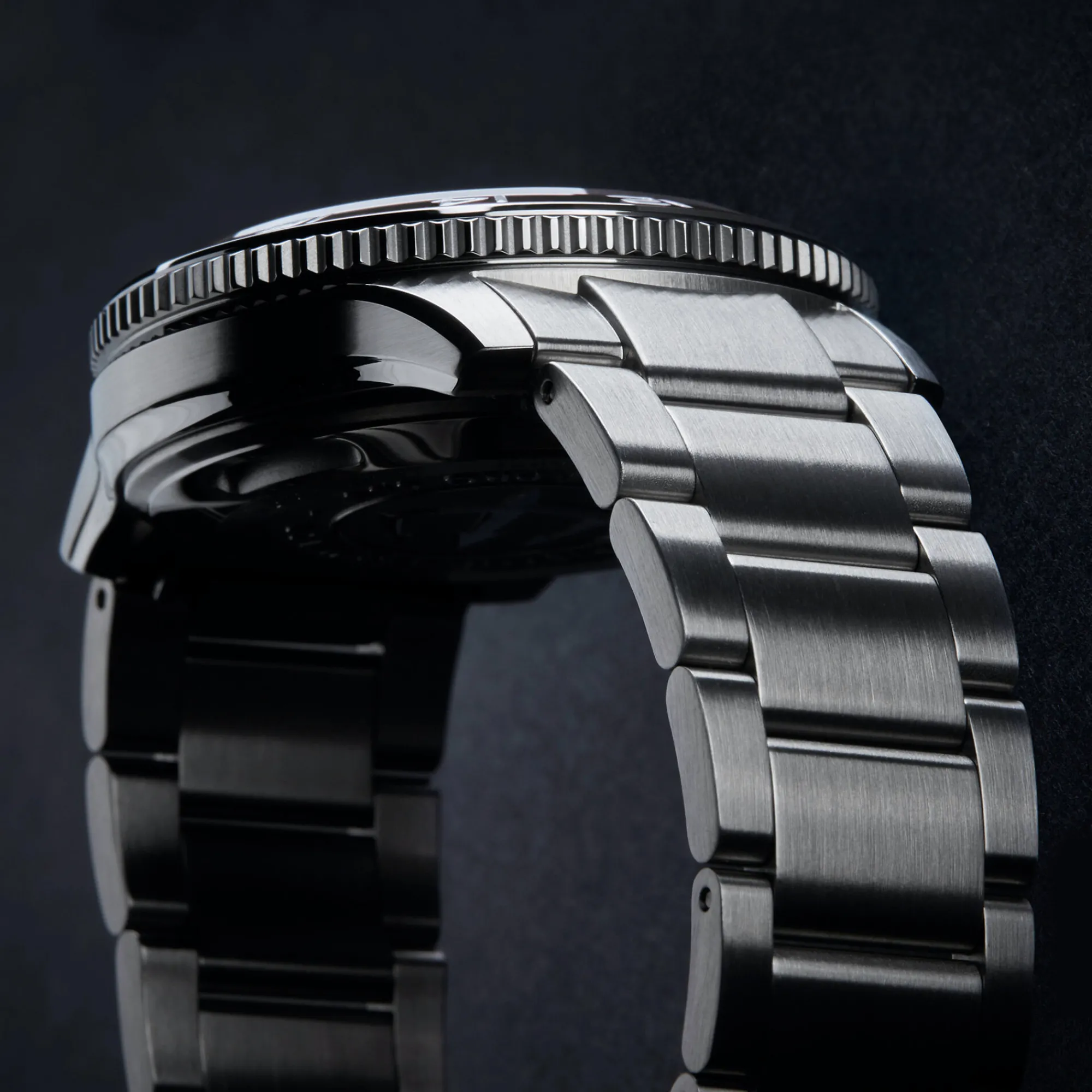 Christopher Ward C60 Trident Mk3 Bader - 40mm Hot