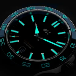 Christopher Ward C60 Trident Pro 300