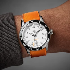 Christopher Ward C60 Trident Pro 300 Online