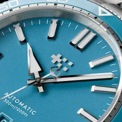 Christopher Ward C60 Trident Pro 300 Sale