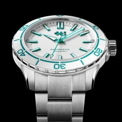 Christopher Ward C60 Trident Reef Clearance