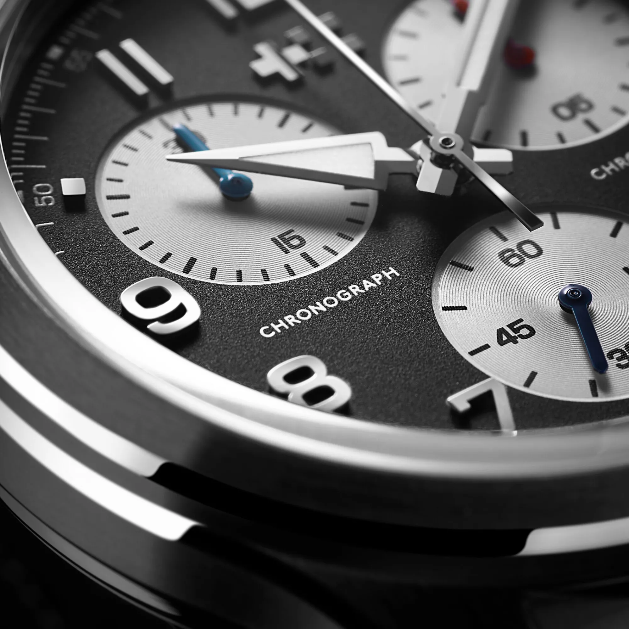 Christopher Ward C63 Valour Hot