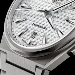 Christopher Ward The Twelve 40 (Ti)